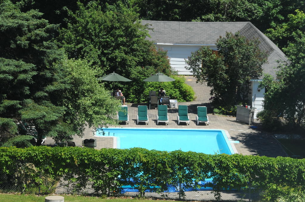 Hôtel au Petit Berger La Malbaie Exterior foto